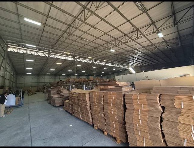3,137M² WAREHOUSE TO LET IN ALLANDALE